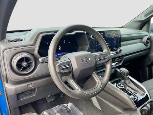 Used 2023 Chevrolet Colorado Trail Boss w/ Advanced Trailering Package AWD/4WD image 9