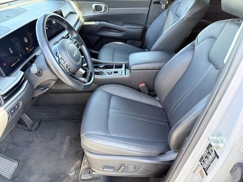 Used 2025 Kia Sorento X-Line EX AWD/4WD image 2