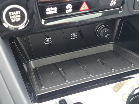 Certified 2025 Audi Q5 Premium w/ Convenience Package image 25