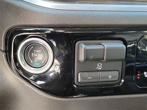 Used 2022 Chevrolet Silverado 1500 RST w/ RST All Star Premium Package image 31