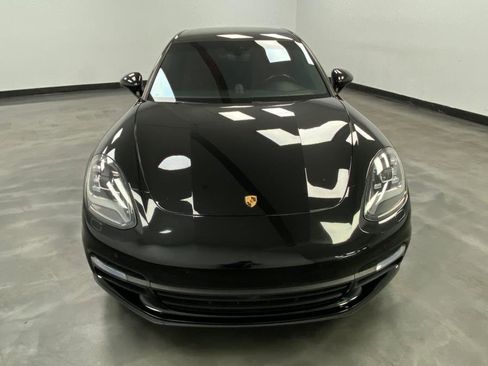 Used 2017 Porsche Panamera 4 image 9