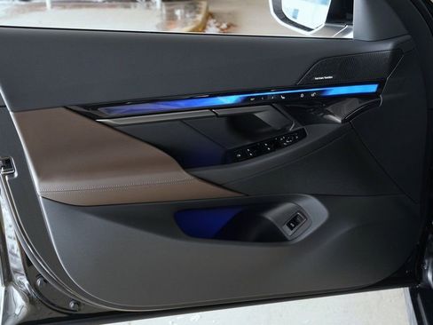 New 2026 BMW 530i xDrive image 9