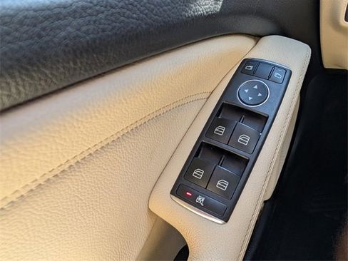 Used 2019 Mercedes-Benz GLA 250 GLA 250 image 30