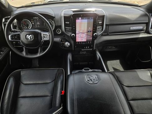 Used 2025 RAM 1500 Laramie AWD/4WD image 15