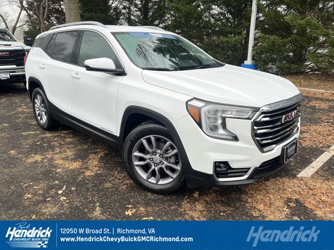 Used 2023 GMC Terrain SLT image 1
