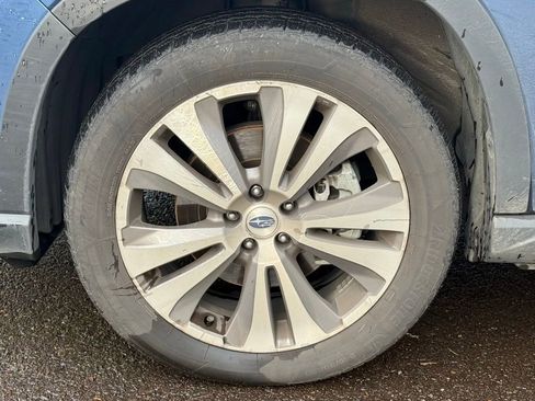 Used 2022 Subaru Ascent Limited w/ Technology Package image 9