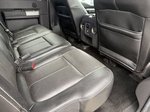 Used 2014 Ford F350 Lariat w/ Lariat Chrome Package AWD/4WD image 22