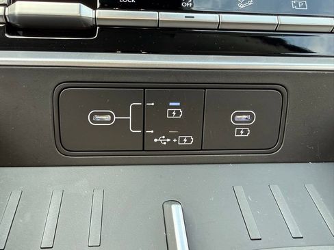 Certified 2026 Hyundai Santa Fe SE AWD/4WD image 29