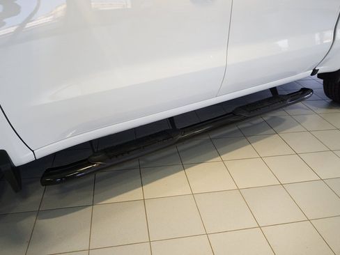 Certified 2023 Chevrolet Silverado 1500 LT image 30