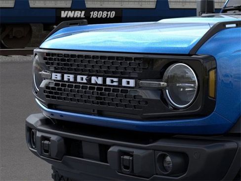 New 2025 Ford Bronco Big Bend w/ Black Diamond Package image 19