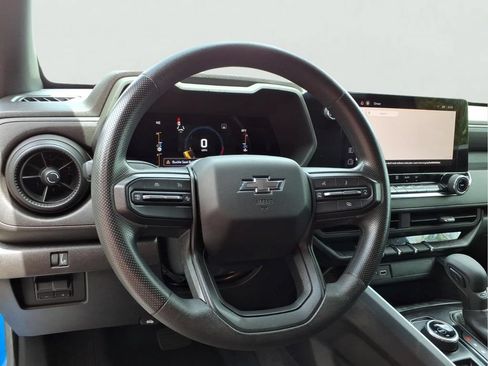 Certified 2023 Chevrolet Colorado Trail Boss w/ LPO, Dark Essentials Package AWD/4WD image 3