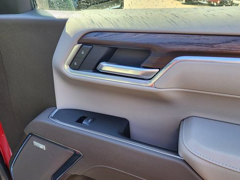 New 2026 GMC Sierra 1500 SLT w/ SLT Premium Plus Package image 38