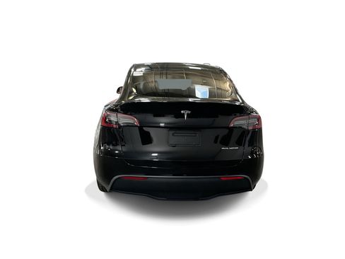 Certified 2023 Tesla Model Y Long Range AWD/4WD image 5