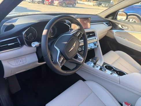 Used 2026 Genesis G70 2.5T image 12