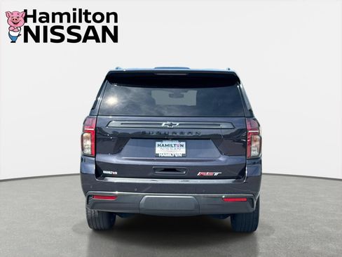 Used 2022 Chevrolet Suburban RST AWD/4WD image 3