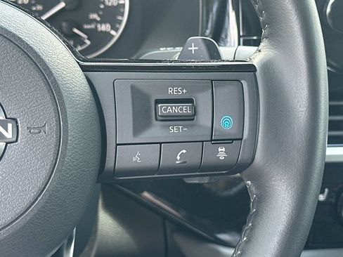 Used 2024 Nissan Pathfinder SL AWD/4WD image 22