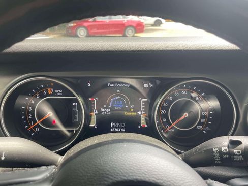 Used 2022 Jeep Wrangler Unlimited Sport AWD/4WD image 25