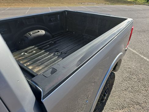 Used 2020 Ford F250 Lariat image 24