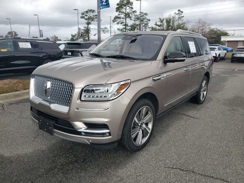 Used 2018 Lincoln Navigator Reserve w/ Technology Package image 1