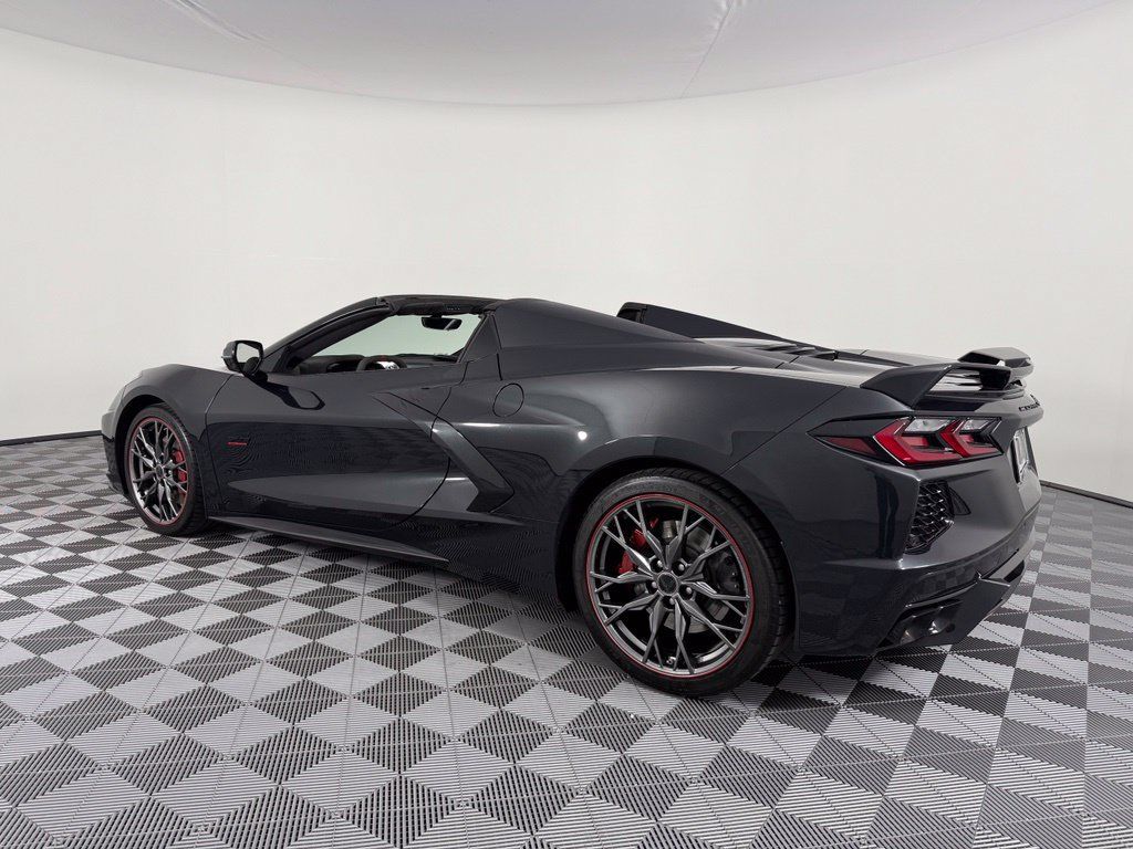 Used 2023 Chevrolet Corvette Stingray Premium Conv w/ Z51 Performance Package RWD image 10