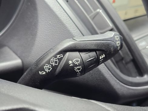 Used 2018 Ford Escape SEL AWD/4WD image 30