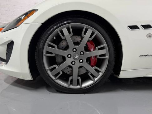 Used 2016 Maserati GranTurismo Sport image 33