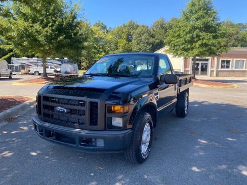 Used 2009 Ford F350 XL image 1