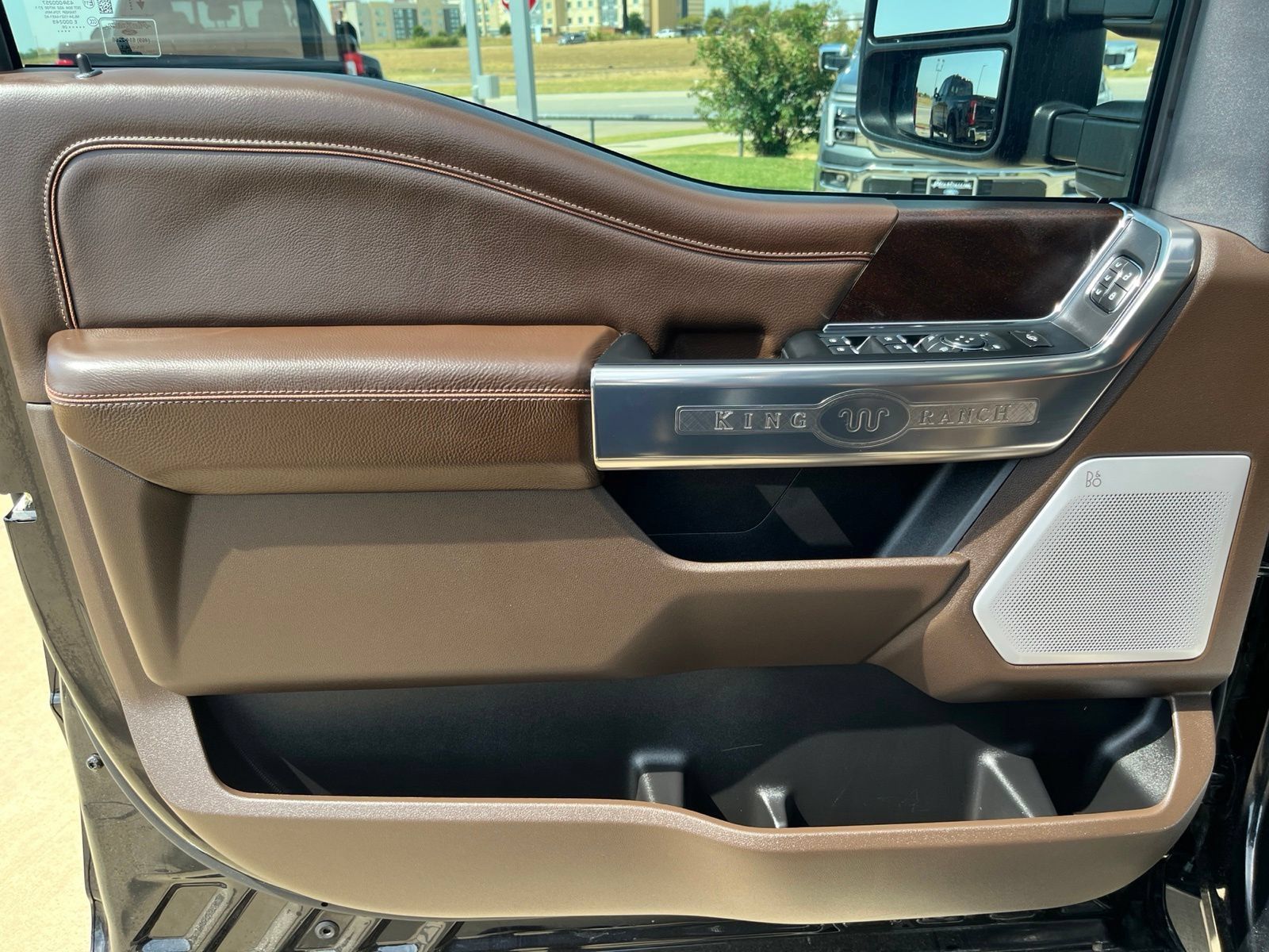 New 2026 Ford F450 King Ranch w/ Chrome Package AWD/4WD image 12