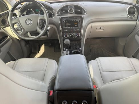 Used 2016 Buick Enclave Leather image 15