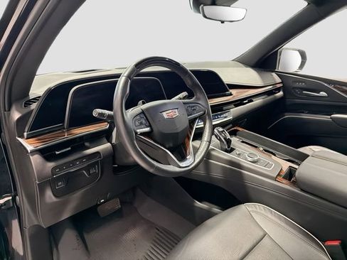 Used 2023 Cadillac Escalade Premium Luxury w/ LPO, Floor Liner Package AWD/4WD image 9