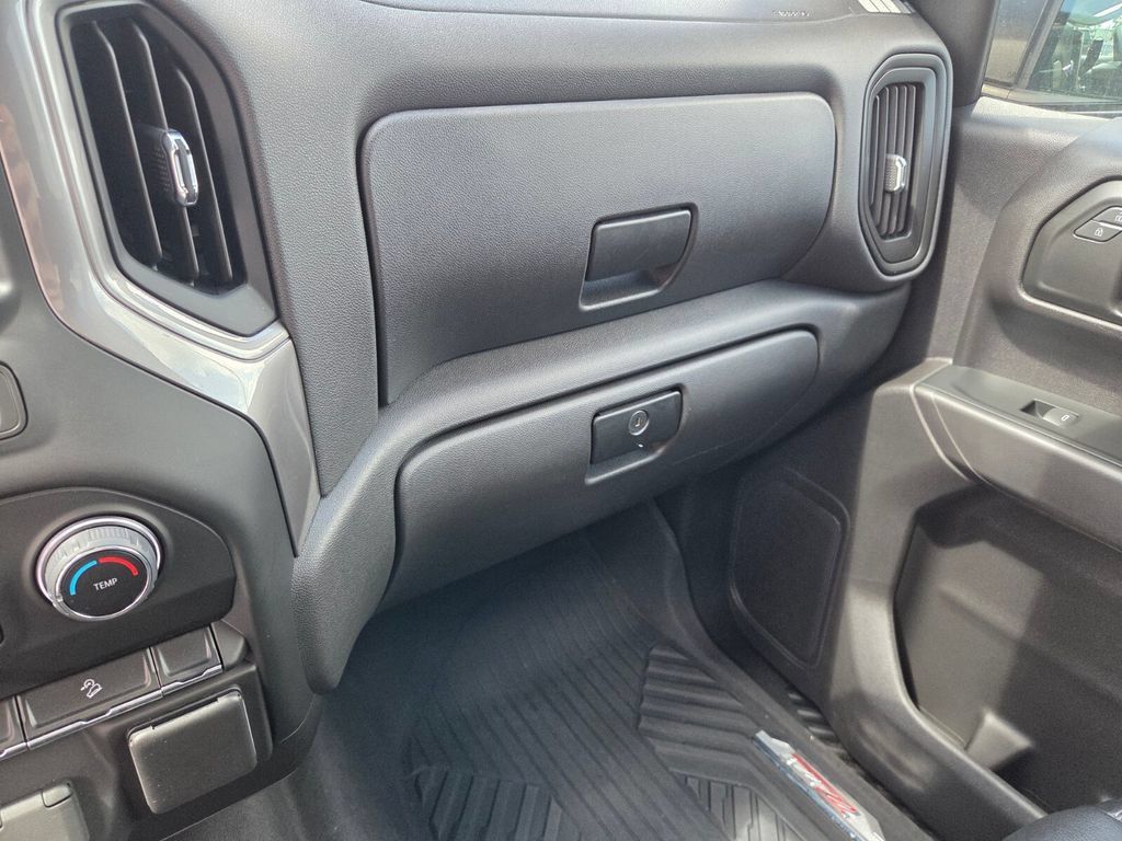 Used 2023 Chevrolet Silverado 1500 Custom Trail Boss w/ LPO, Dark Essentials Package AWD/4WD image 29