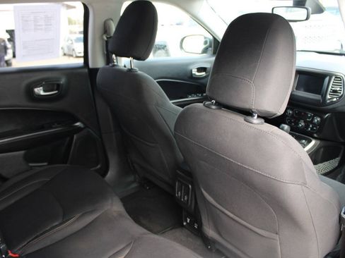 Used 2019 Jeep Compass Sport FWD image 10
