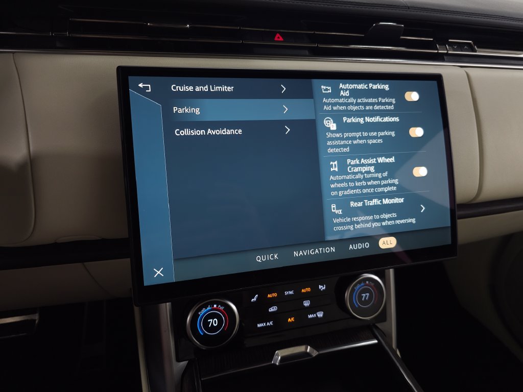 Used 2023 Land Rover Range Rover SE AWD/4WD image 29