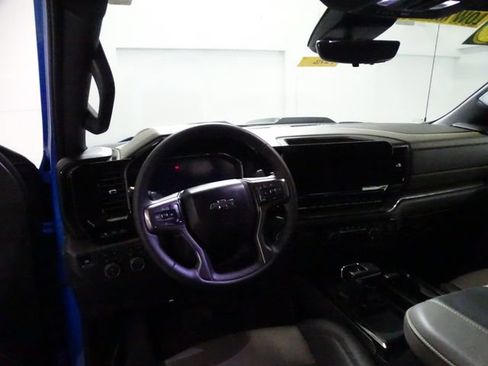 Certified 2025 Chevrolet Silverado 1500 ZR2 AWD/4WD image 5