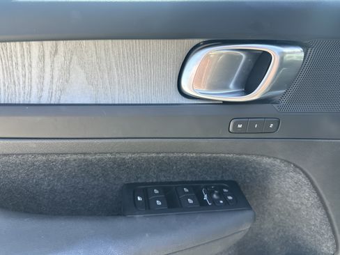 Used 2026 Volvo XC40 B5 Plus AWD/4WD image 13