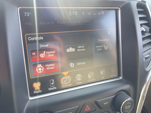 Used 2014 Jeep Grand Cherokee Limited image 4