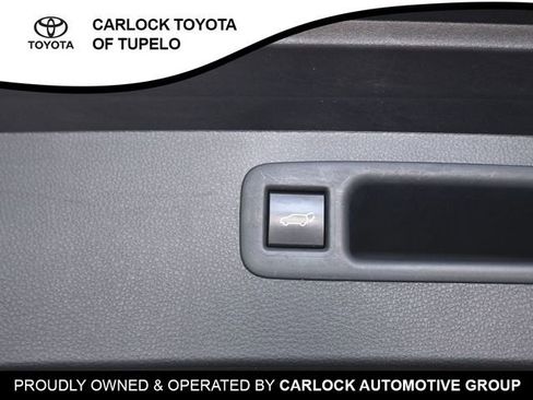 Used 2023 Toyota Highlander XSE AWD/4WD image 37