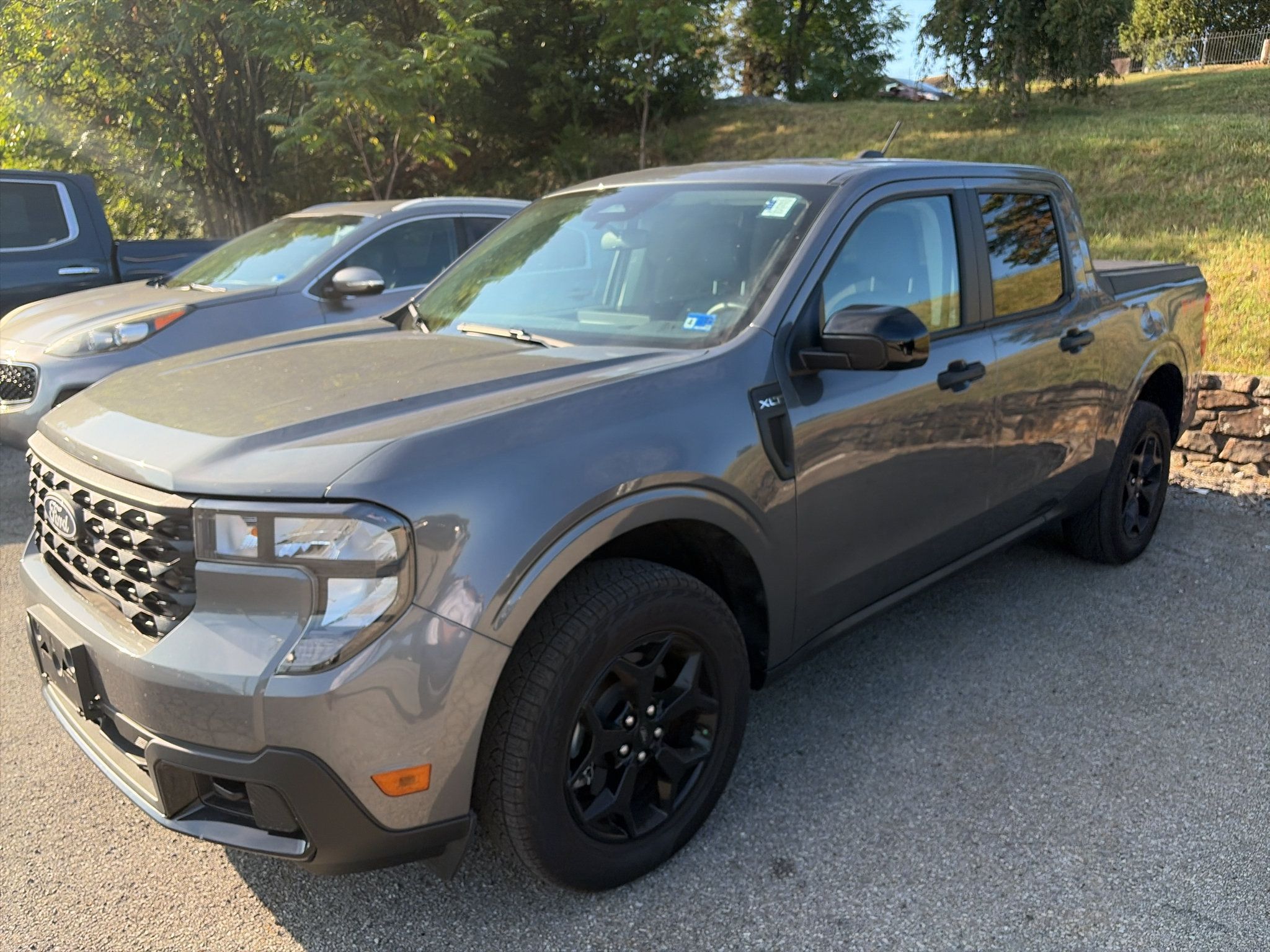 Used 2025 Ford Maverick XLT w/ XLT Luxury Package AWD/4WD image 1