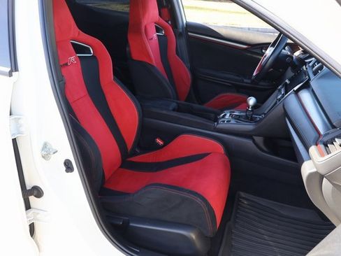 Used 2019 Honda Civic Type R image 19