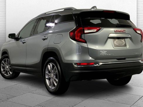 Used 2023 GMC Terrain SLT AWD/4WD image 11