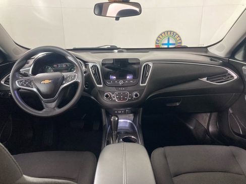 Used 2020 Chevrolet Malibu LT image 7