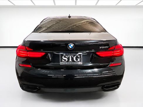 Used 2019 BMW 750i 750i w/ Executive Package image 5