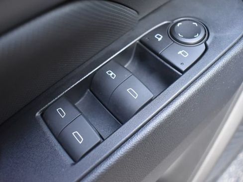 Used 2024 Chevrolet Equinox EV RS AWD/4WD image 20