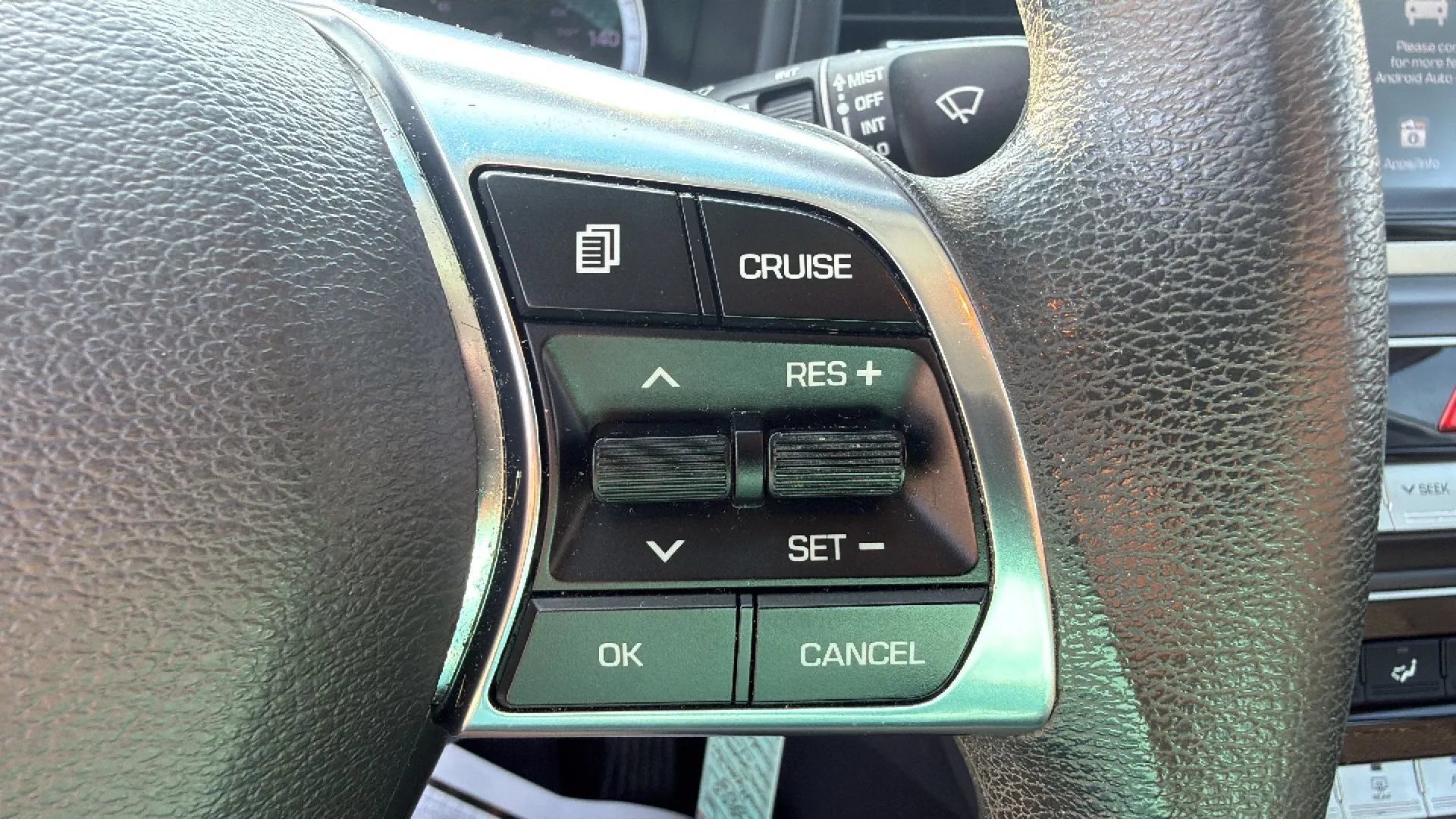 Used 2018 Hyundai Sonata SE FWD image 17