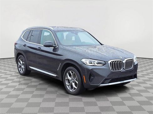Used 2024 BMW X3 xDrive30i w/ Premium Package image 7