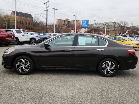 Used 2016 Honda Accord LX image 7