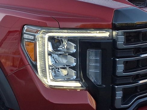 Used 2023 GMC Sierra 2500 AT4 w/ Gooseneck/5TH Wheel Package image 9