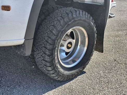 Used 2021 Chevrolet Silverado 3500 High Country w/ Technology Package image 11