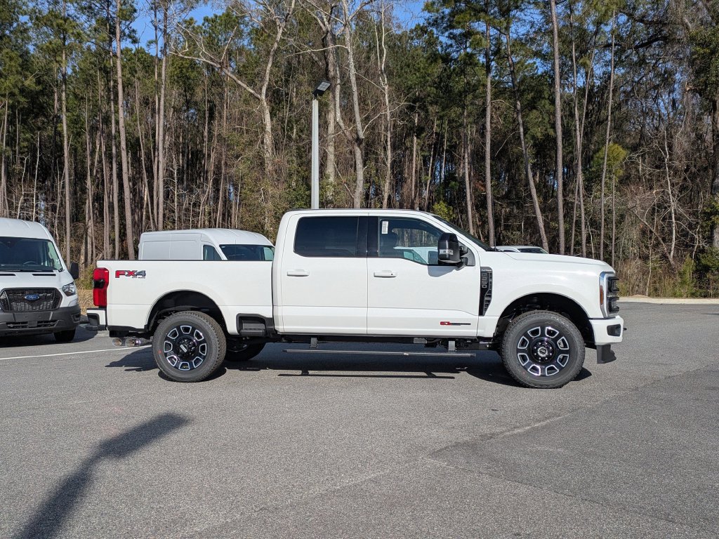 New 2026 Ford F250 Platinum AWD/4WD image 3
