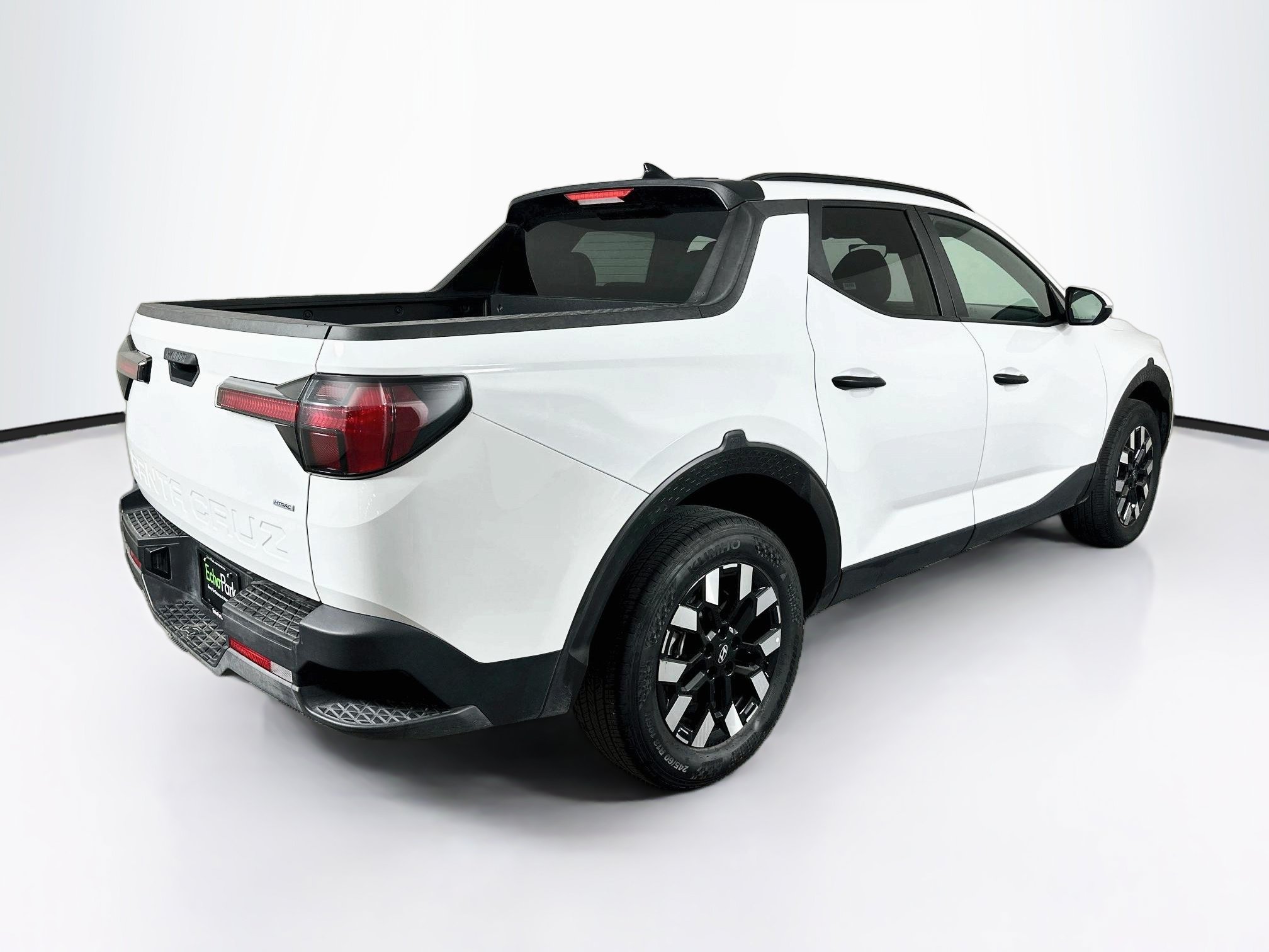 Used 2025 Hyundai Santa Cruz SEL AWD/4WD image 9